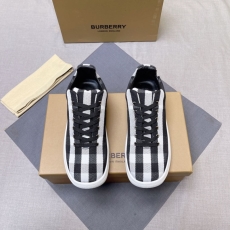 Burberry Sneakers